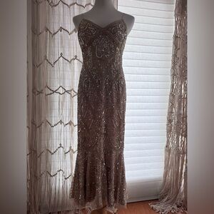 Aidan Mattox Beaded Sequin Gown Nude Champagne Mermaid Dress Size 4